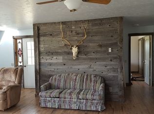 31 Brakke Ln, Big Timber, MT 59011