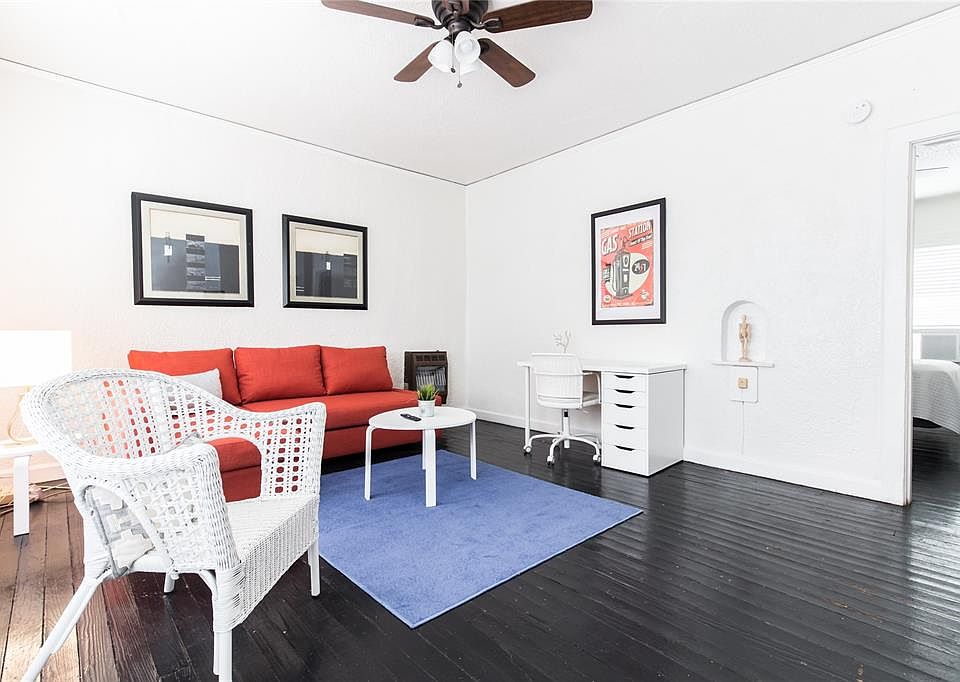 1st image of 322 W Canty St #4