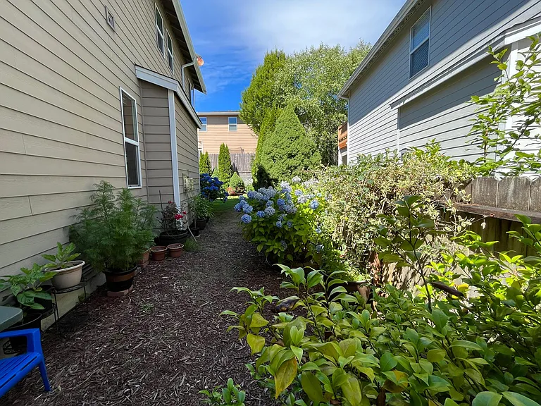 24024 SE 23rd St — Photo 35