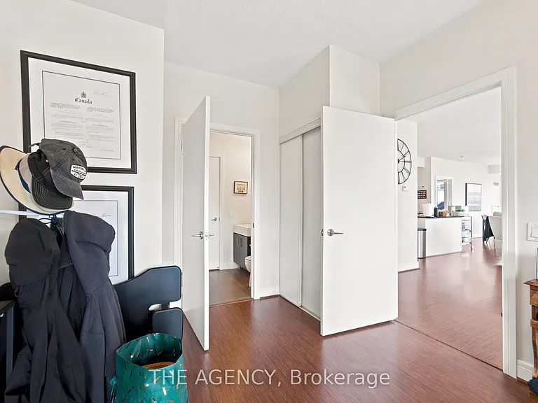 112 George St S #S1006 — Photo 9