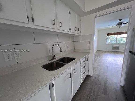 2nd image of 1350 E Sample Rd APT 306