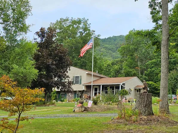 119 Forester Ln, Delray, WV 26714