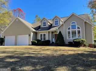 2602 Foxmore Cir, Dalton, GA 30720