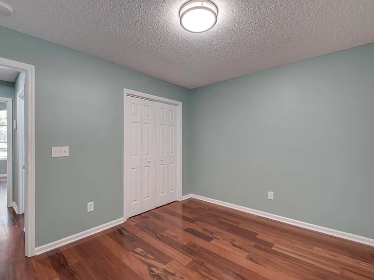 7186 Windmill Creek Rd — Photo 32