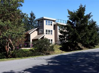 967 Osprey Dr, North Cowichan, BC V9L 5S9