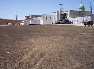 108 E Adams St, Sullivan, IL 61951