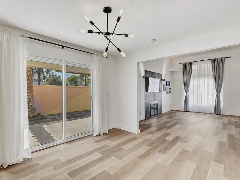 7987 Dorinda Ave — Photo 8