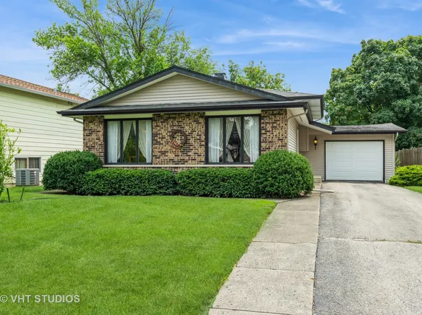1516 E Lowden Ave, Wheaton, IL 60189