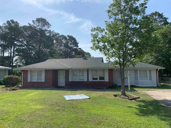 160 Meriwether Cir NW, Milledgeville, GA 31061