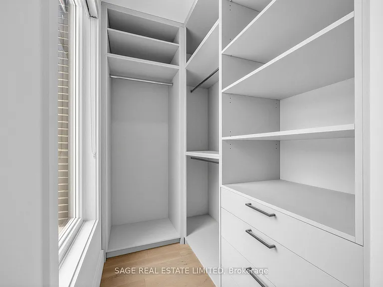 909 Castlefield Ave #2 — Photo 24