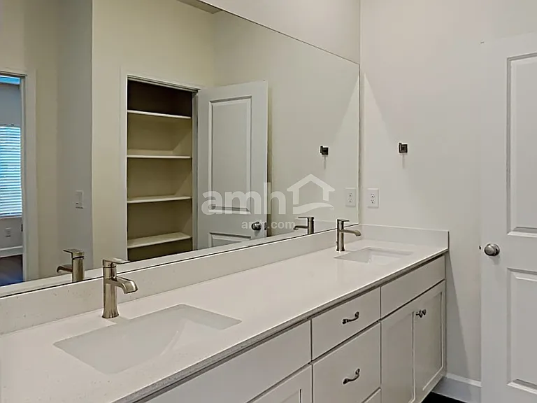5079 W Bellevue St — Photo 12