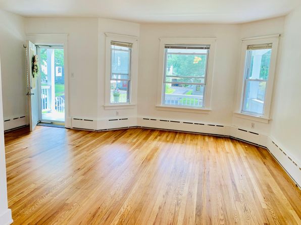 122 Winthrop Ave FLOOR 1