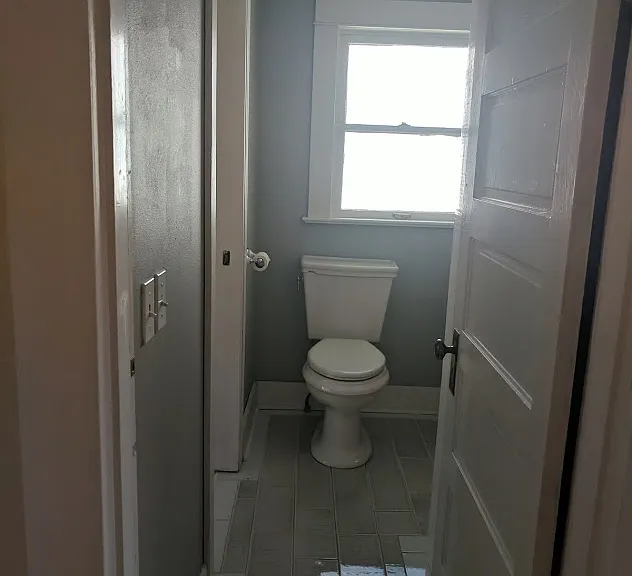 Separate guest entry to downstairs bathroom