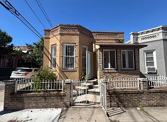 581 65th Street