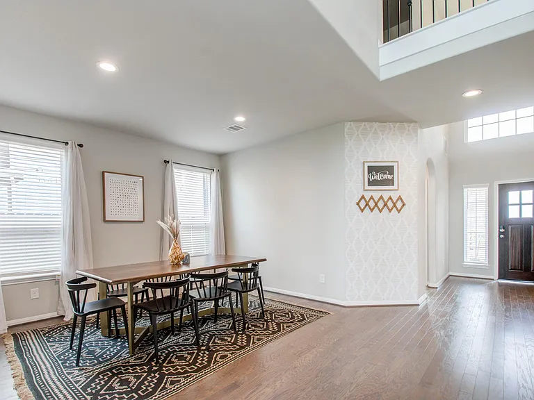 7606 Cottonwood Falls Dr — Photo 40