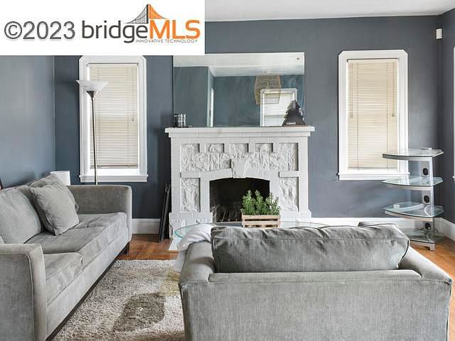 1st image of 5958 Majestic Ave