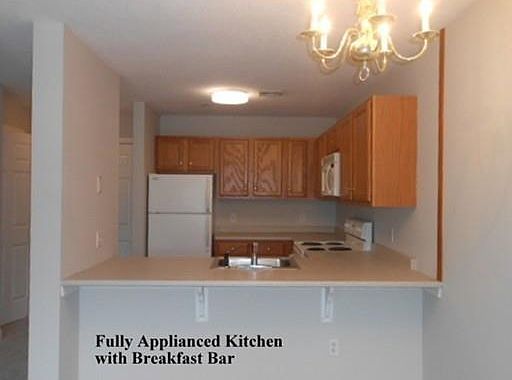 5th image of 68 Temple St APT 304