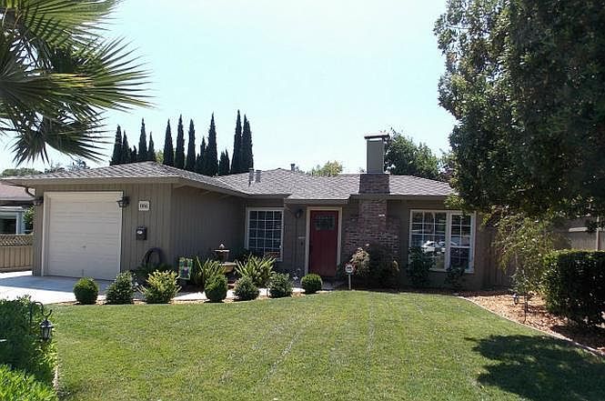 1st image of 886 Lori Ave