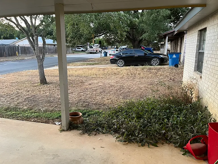 821 Nancy Ln #A — Photo 3
