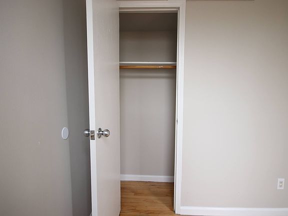 5th image of 32 E 7th St APT 4f