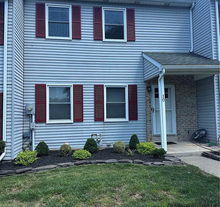 10 Fort Lee Ct