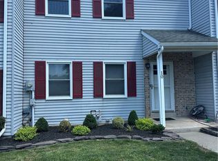 10 Fort Lee Ct, Easton, PA 18040