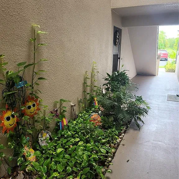 1515 Forrest Nelson Blvd #J-104 — Photo 2