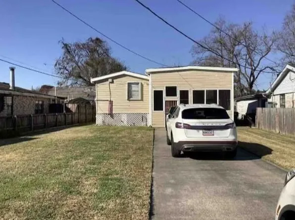 1701 Saux Ln, New Orleans, LA 70114