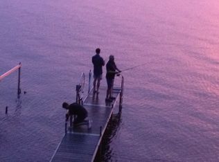 159 Sunset Dr, Highgate Springs, VT 05460