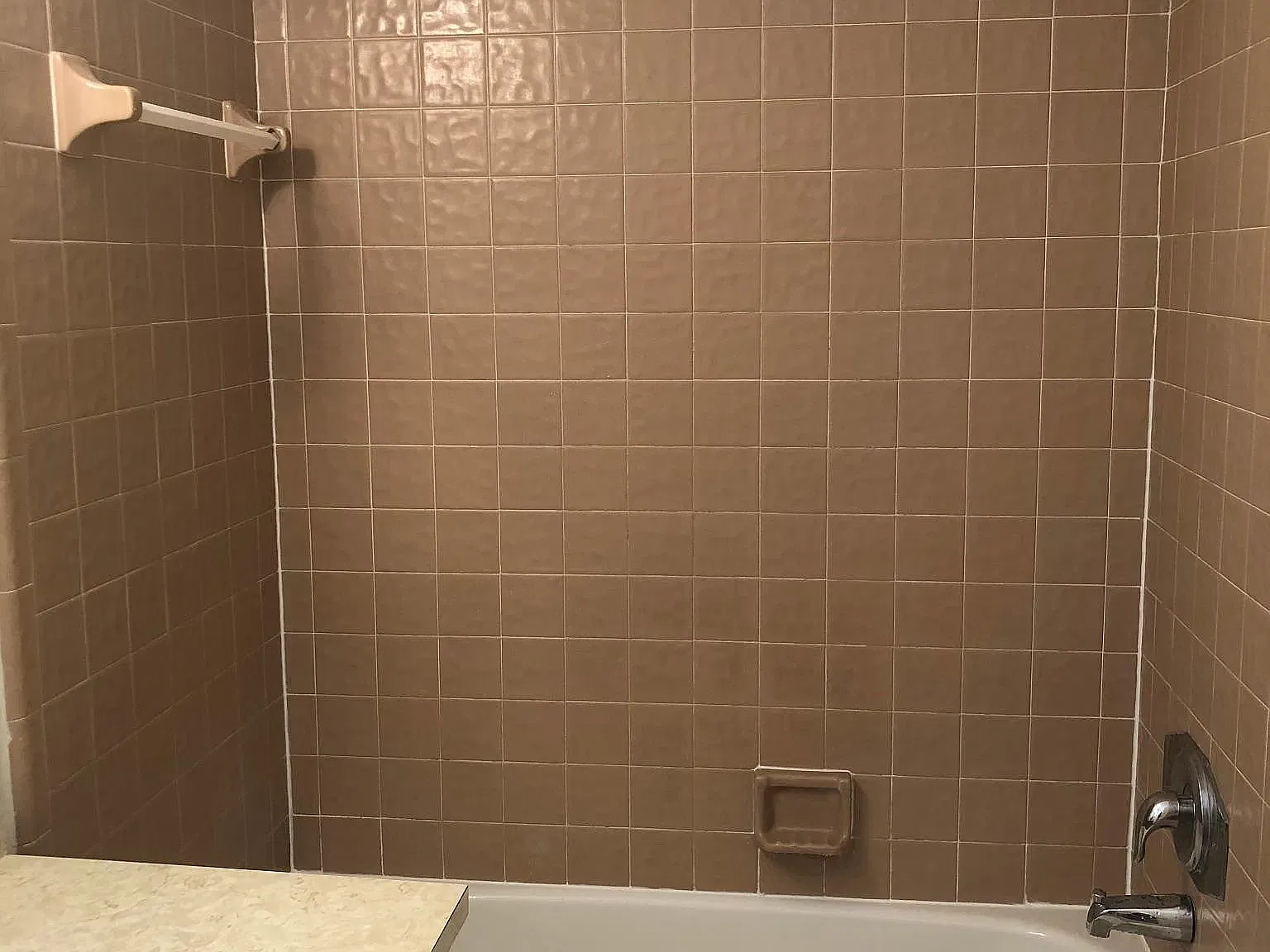 2 bed, 900 sqft, $2,000 — Photo 4
