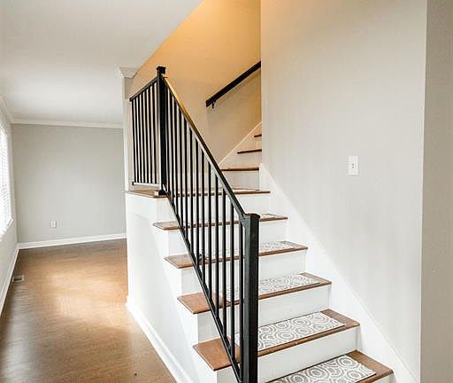 2nd image of 3316 Comanche Pl