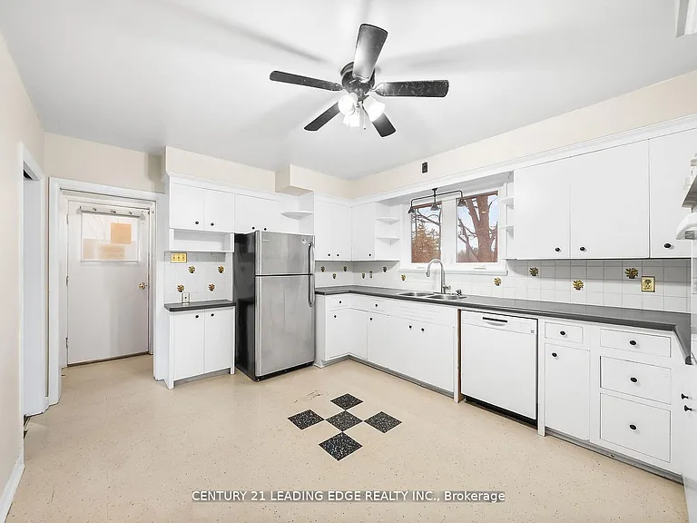 541 Rouge Hills Dr — Photo 14