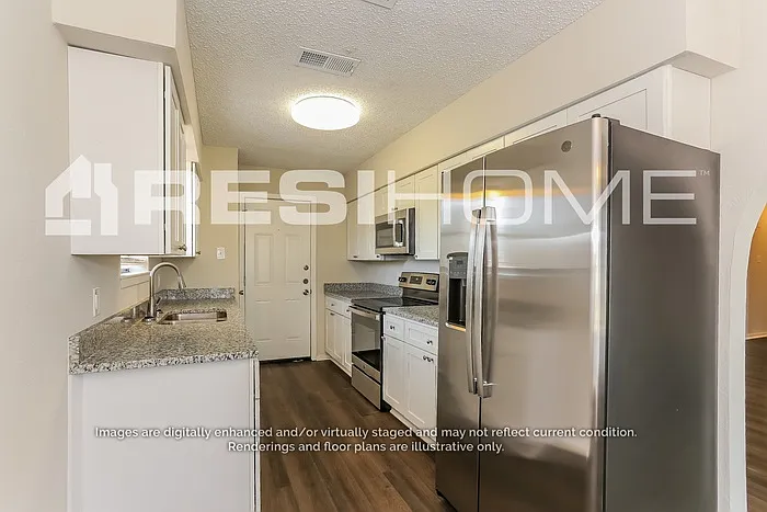 3 bed, 2.0 bath, 1390 sqft, $2,330 — Photo 2