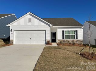 3340 Fox Hall Dr, Gastonia, NC 28052