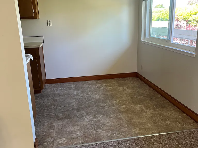 834 San Antonio Ave #E — Photo 6