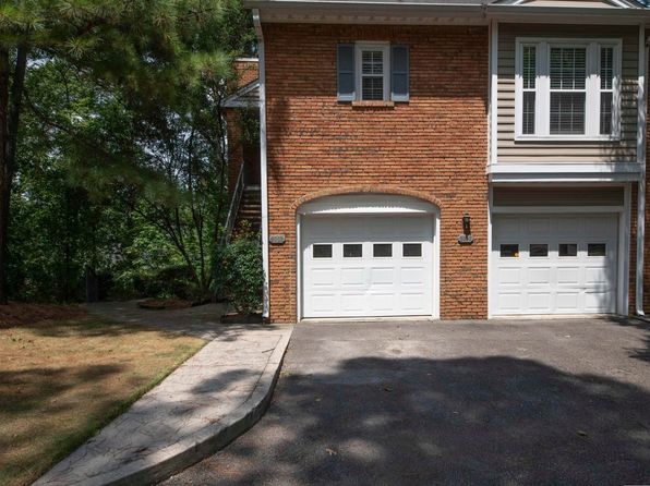 2002 Waterford Pl