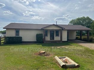 506 Duncan Reidville Rd, Duncan, SC 29334