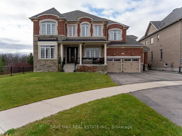 16 Layton St, Brampton, ON L6P 4H4
