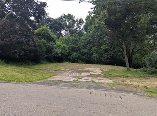 (Undisclosed Address), Canton, OH 44708