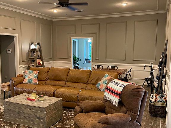 5th image of 6003 Milford Dr