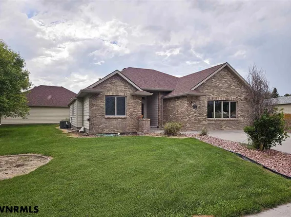 4414 Shady Ln, Scottsbluff, NE 69361