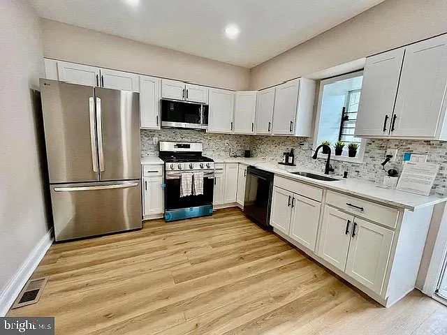2317 E Fayette St — Photo 11