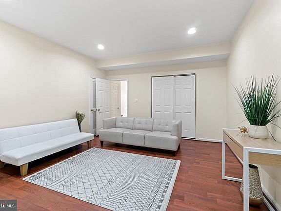 5th image of 21950 Sugarland Oaks Sq