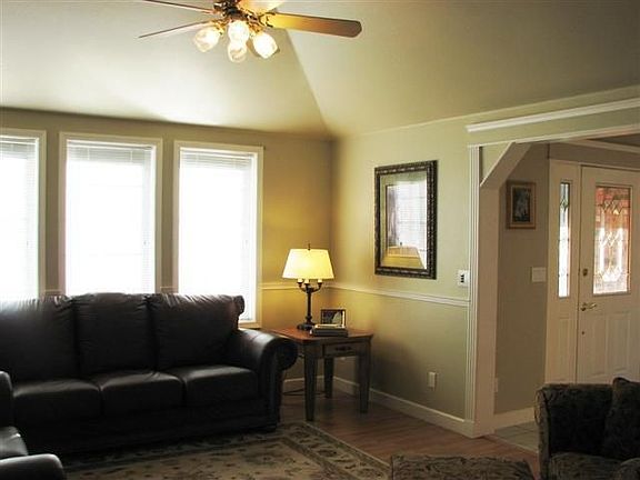 2nd image of 254 Riverwood St