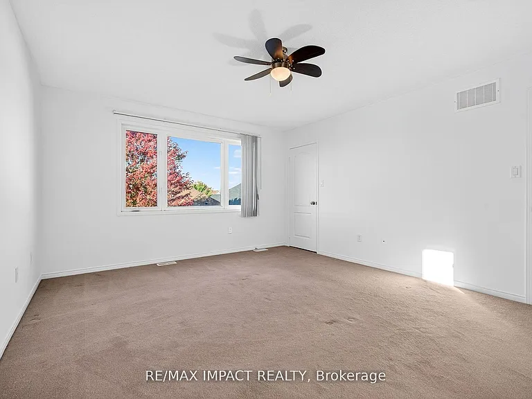 1384 W Rennie St — Photo 12