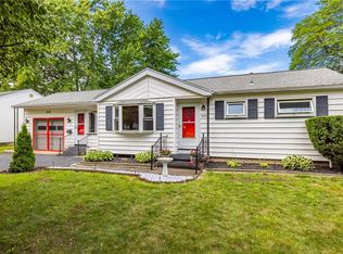 219 Biscayne Dr, Rochester, NY 14612