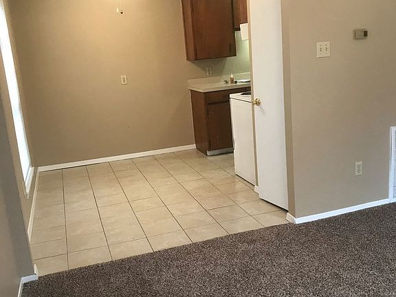 2nd image of 112 Pebble Creek Dr #1126