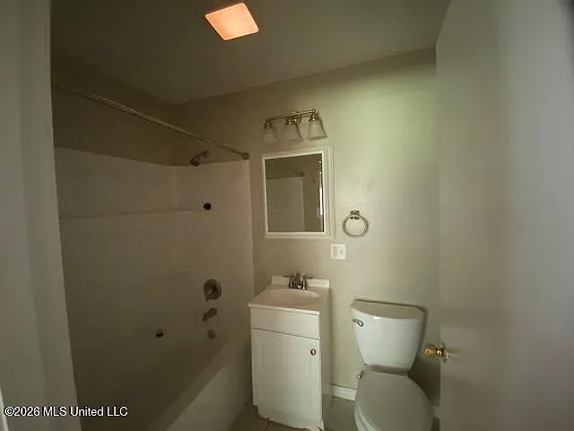 420 Champlin St — Photo 7