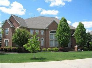 4460 Doral Dr, Avon, OH