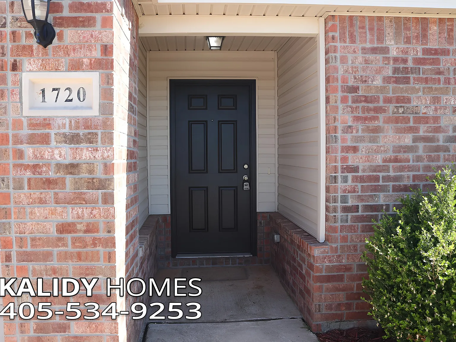 1720 Castle Street - 1 — Photo 2